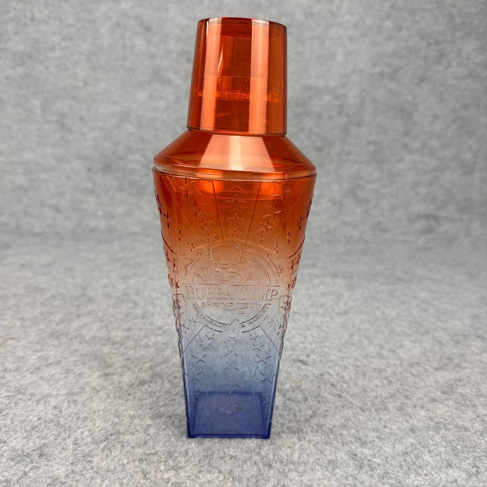 Bubba Gump Shrimp Co Restaurant Plastic Souvenir Shaker Cup Stars Red Blue Ombre